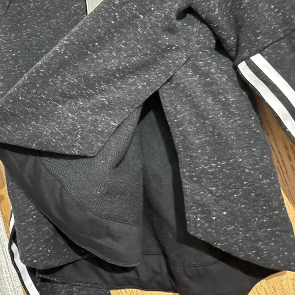 Adidas Women’s Athletic | Activewear Long Sleeve Shirt with Side Slits Sz-M - Picture 5 of 5